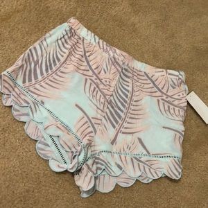 Kendall & Kylie Flowy Shorts